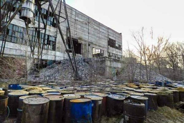 <br />
						На бывшем химзаводе в Тольятти скрыли повреждение цистерны с серной кислотой